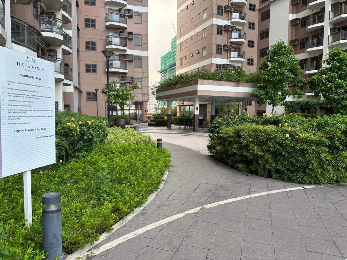 The Radiance Manila Bay Apartment Exterior foto