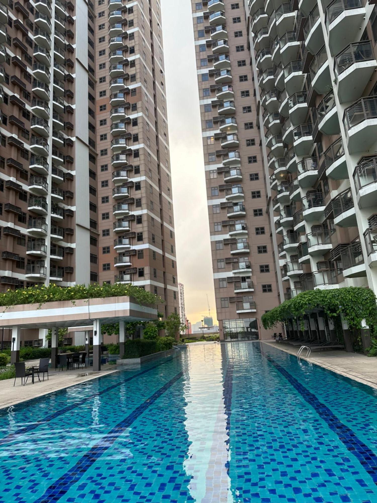 The Radiance Manila Bay Apartment Exterior foto
