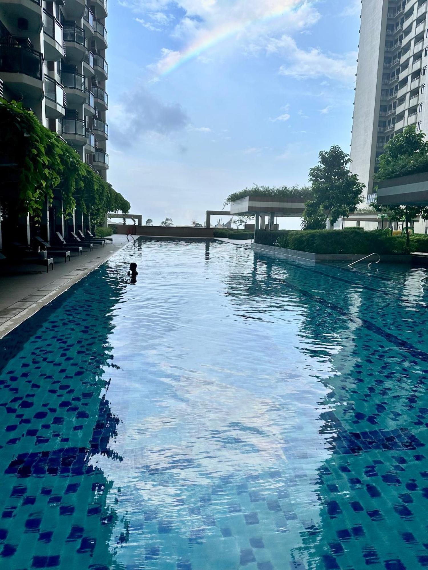 The Radiance Manila Bay Apartment Exterior foto